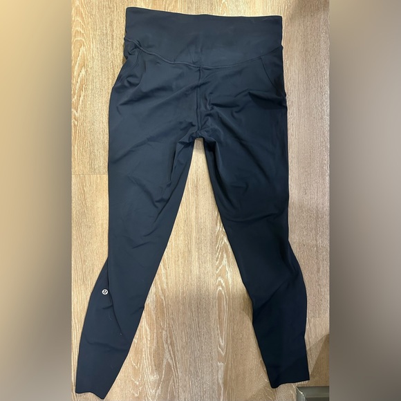 NWOT Lululemon Base Pace High 28in leggings size 10 in True Navy - Picture 4 of 4